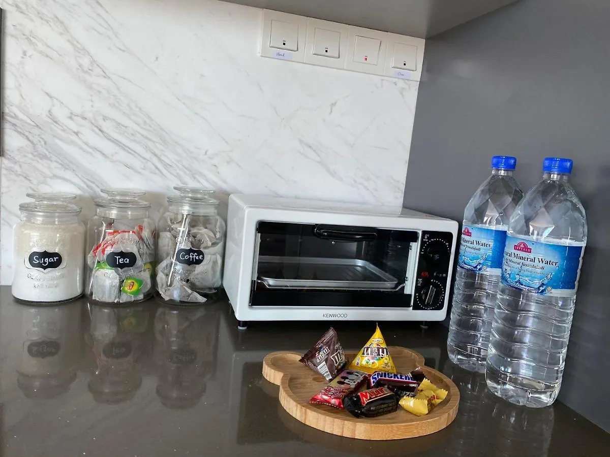 Sunrise Gurney Seaview Luxury Duplex Apartman George Town 0*,